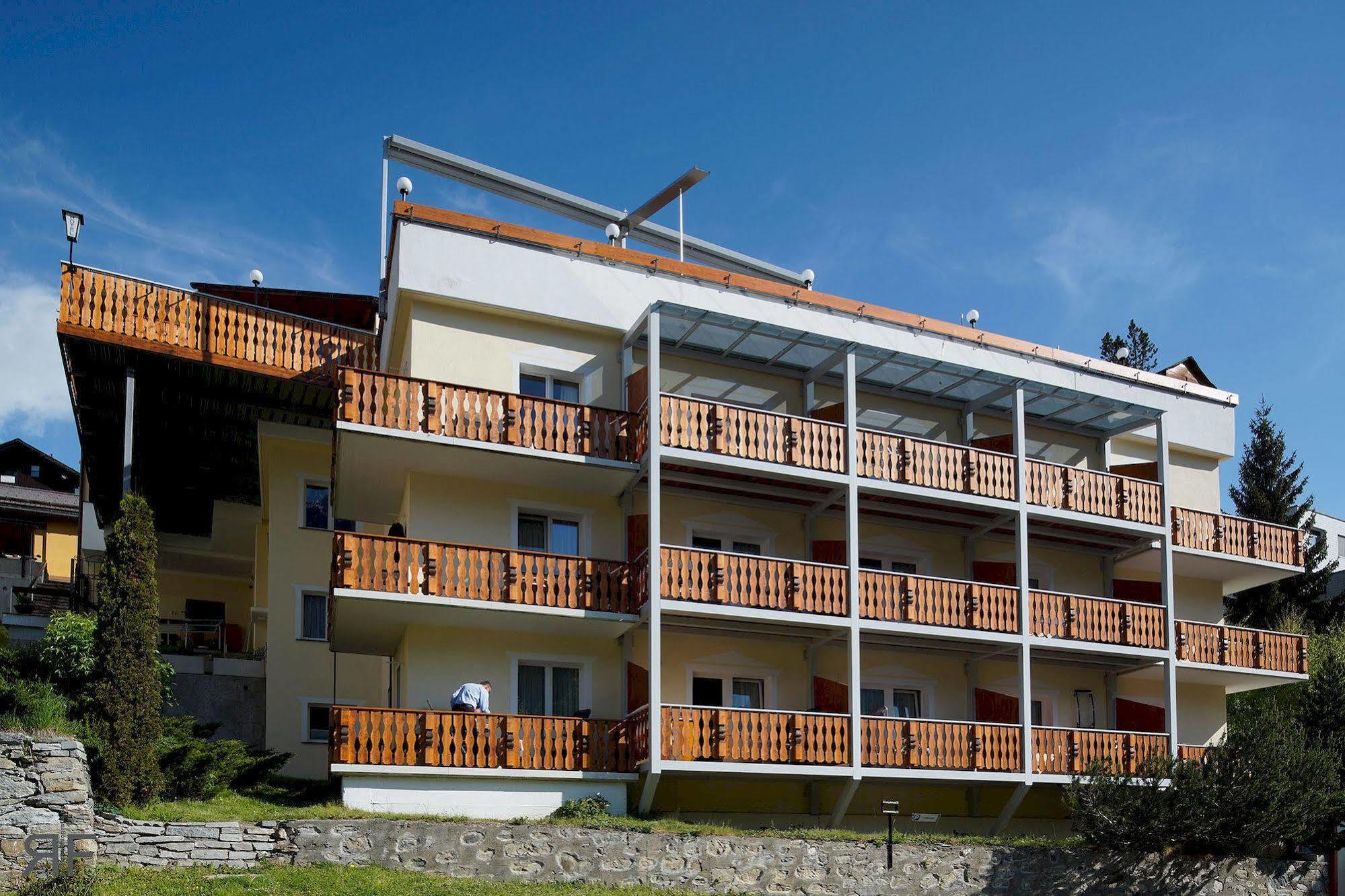 Hotel Astras Scuol Exteriér fotografie