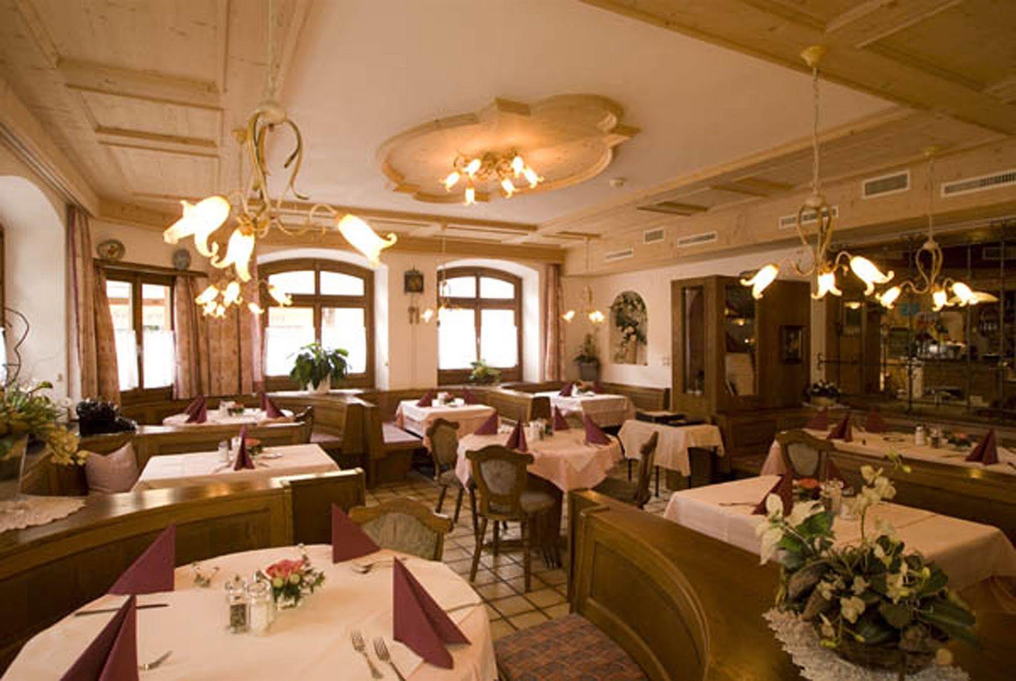 Hotel Astras Scuol Exteriér fotografie