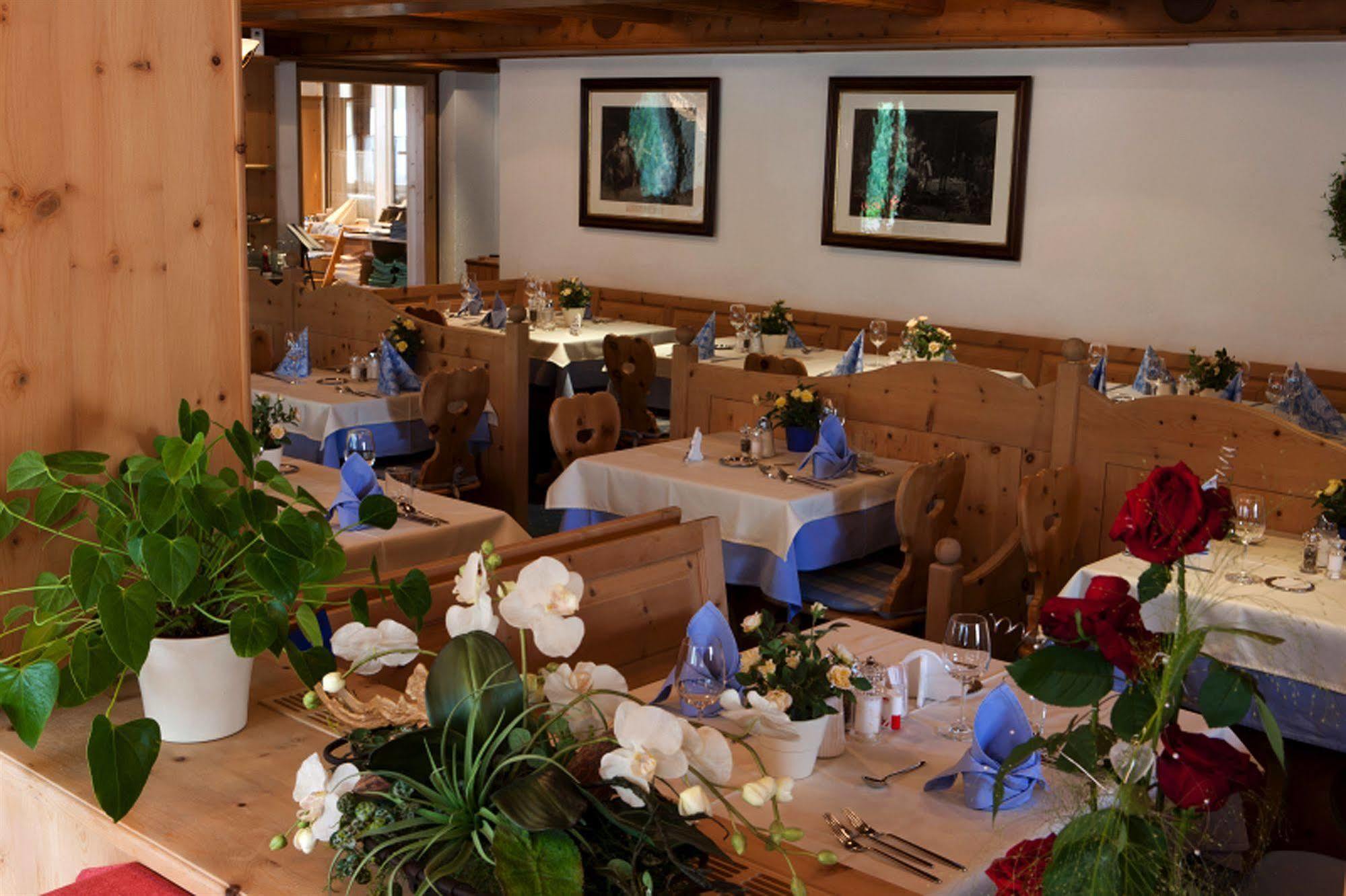 Hotel Astras Scuol Exteriér fotografie